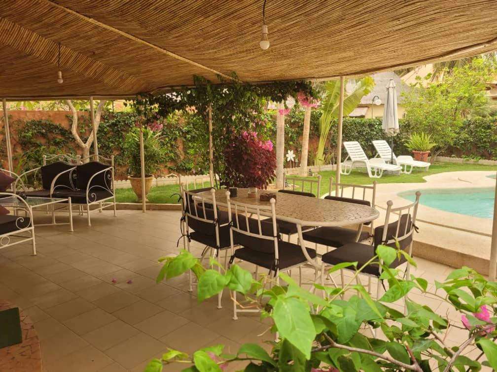 Villa Bord De Mer Avec Piscine Sali Tapé Eksteriør billede